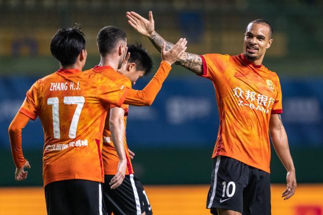 星空体育-【中超】福布斯16分钟戴帽 广州城主场0比5武汉长江