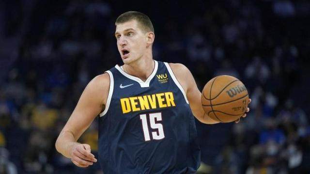 星空体育中国官网-约基奇是科尔的头号难题 库里G1能否归来依旧未定