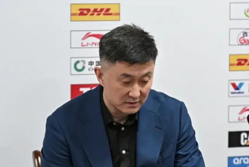 星空体育网页-疆粤赛后采访！杜锋不满进攻暗示4球员，格兰强调防守谈新援情况