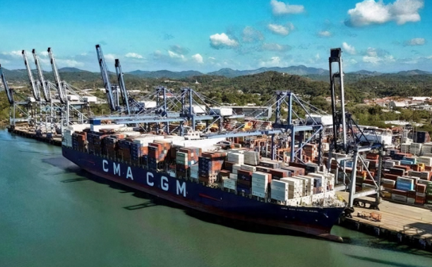 星空体育APP-中方终于动手了！大批货轮空集装箱离开，巴拿马这下麻烦大了。